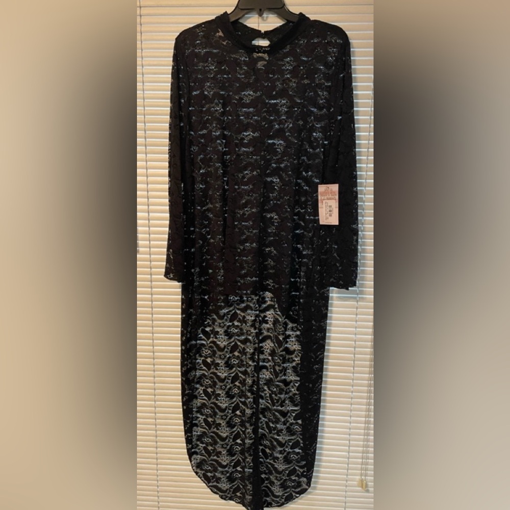 Zadie B’s High/Low Black Lace Top